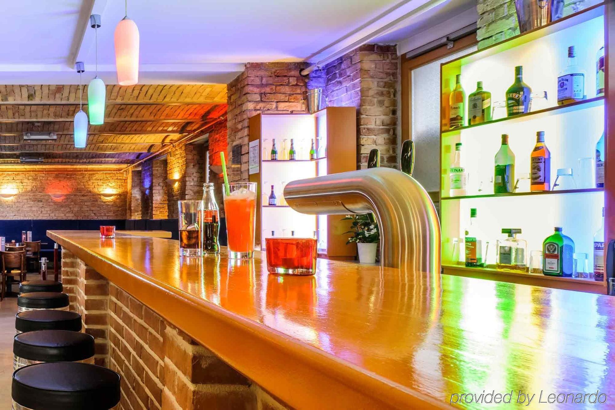 Ibis Styles Berlin City Ost Εστιατόριο φωτογραφία